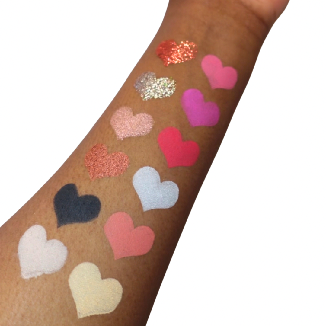 LUVIN' ON ME Palette.