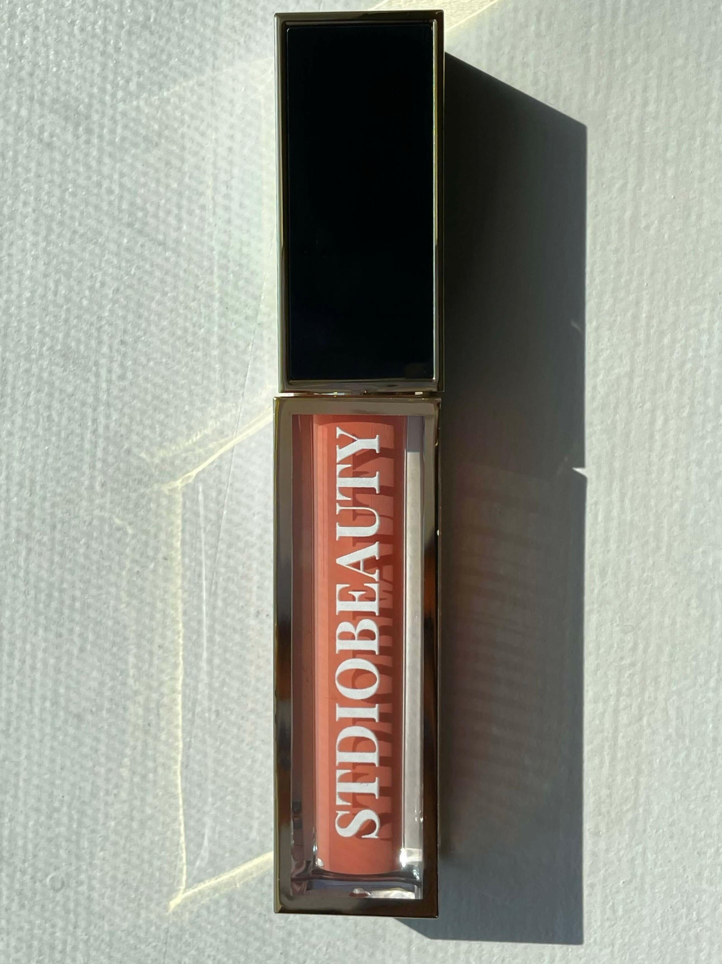 PAPARAZZI | LIQUID GOLD LIP GLOSS.