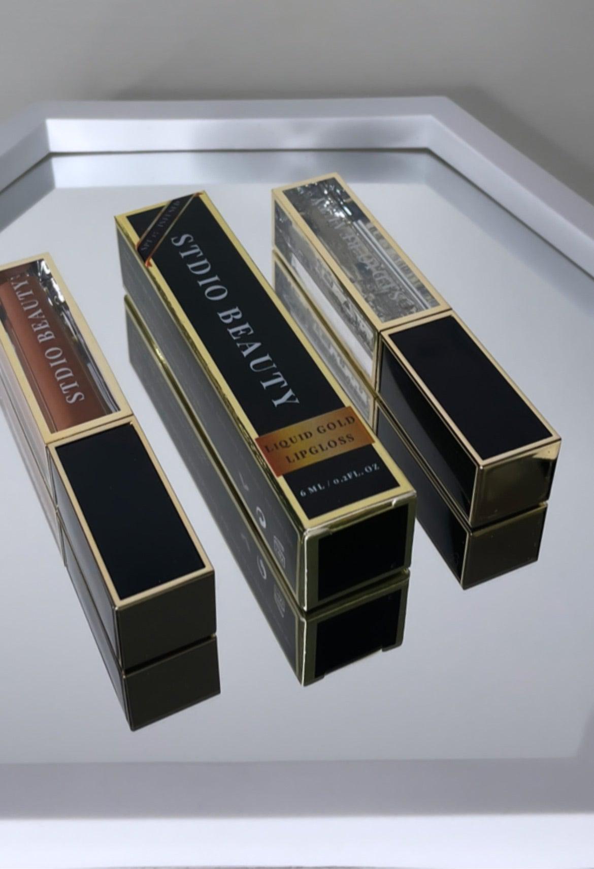 SOLO | LIQUID GOLD LIP GLOSS.