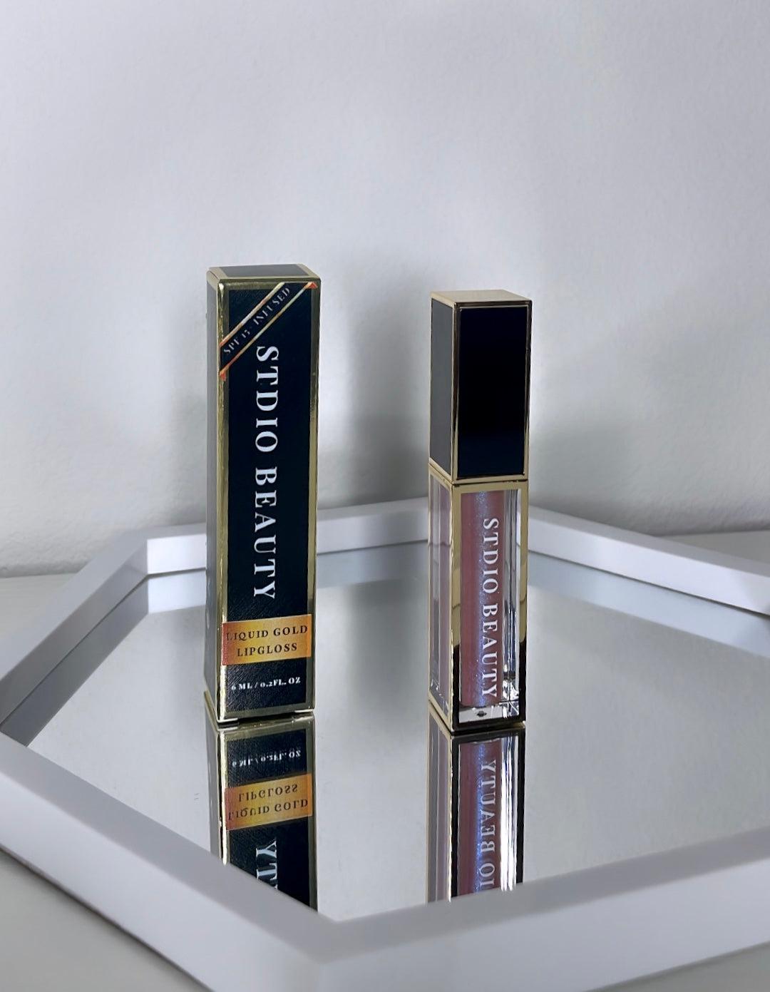 GLAMOUR | LIQUID GOLD LIP GLOSS.