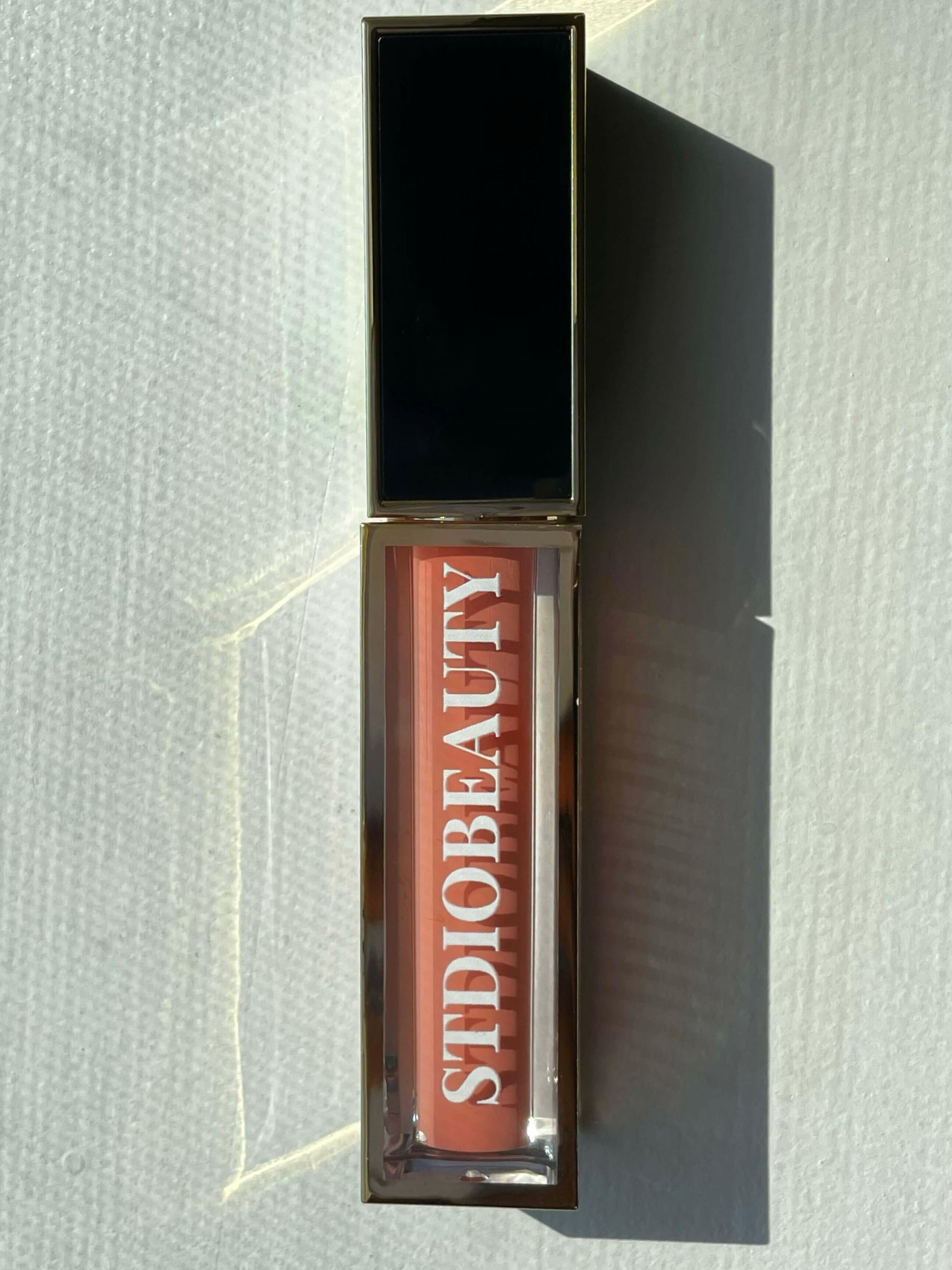 PAPARAZZI | LIQUID GOLD LIP GLOSS.